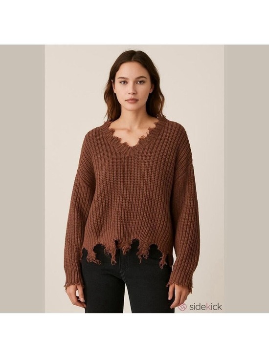 Love Tree Sweaters - Love Tree Distressed Crop VNeck Sweater (Lg)